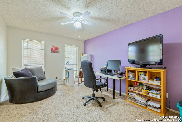 Image 25 of 34 For 8902 Hetherington