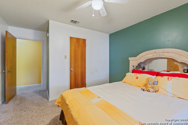 Image 29 of 34 For 8902 Hetherington