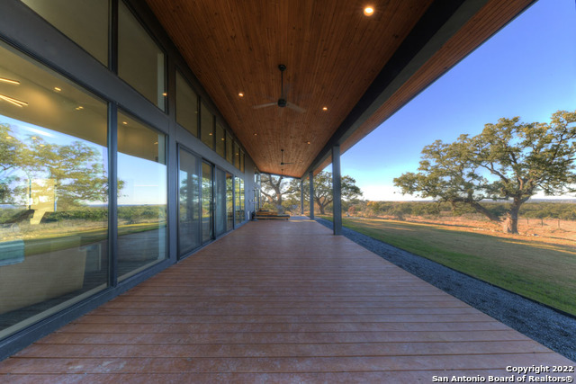 Image 27 of 45 For 417 Southwick Ranch