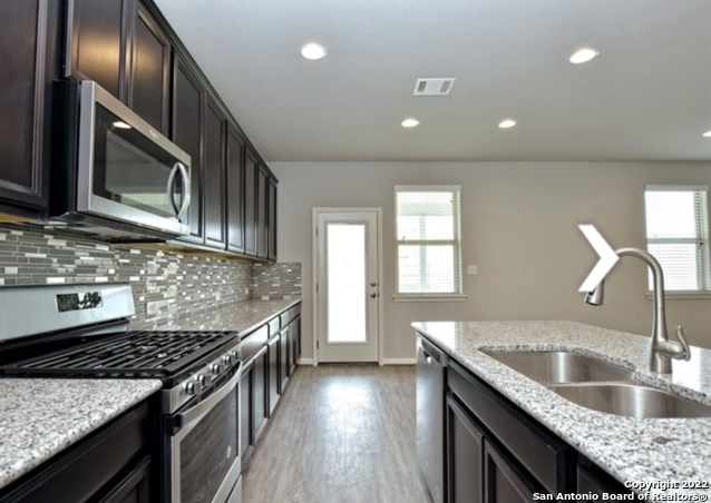 Image 4 of 11 For 13214 Bucktree Dr