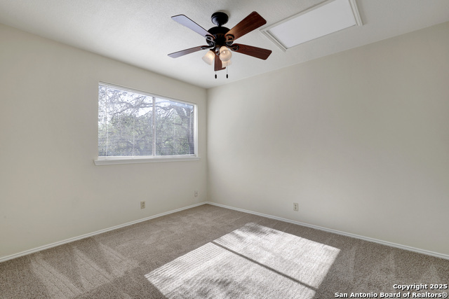 Image 16 of 25 For 9326 Whisper Pt