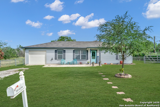 Details for 505 Olive St, Jourdanton, TX 78026