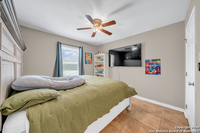 Image 13 of 28 For 505 Olive St