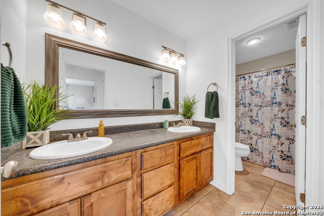 Image 18 of 28 For 505 Olive St