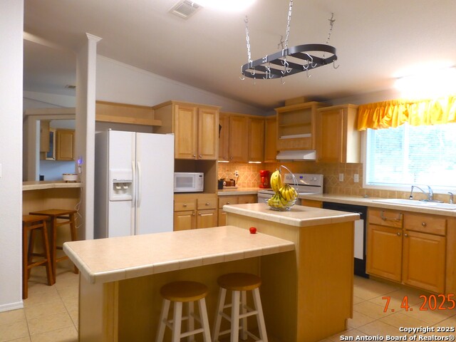 Image 23 of 43 For 22519 Savannah Heights