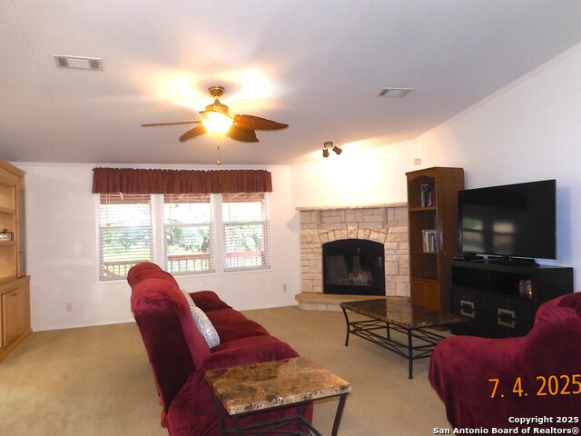 Image 27 of 43 For 22519 Savannah Heights