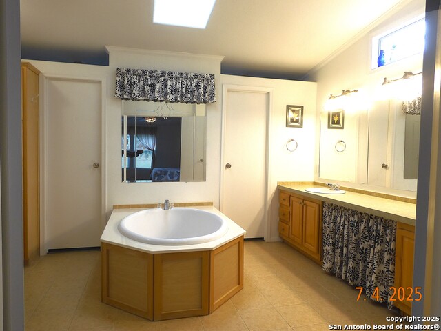 Image 35 of 43 For 22519 Savannah Heights
