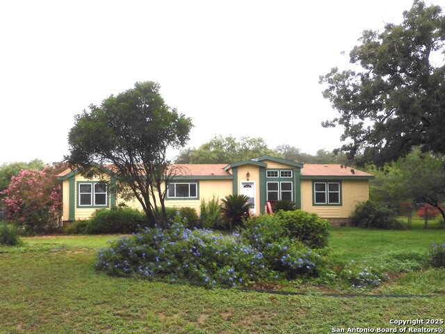 Image 7 of 43 For 22519 Savannah Heights