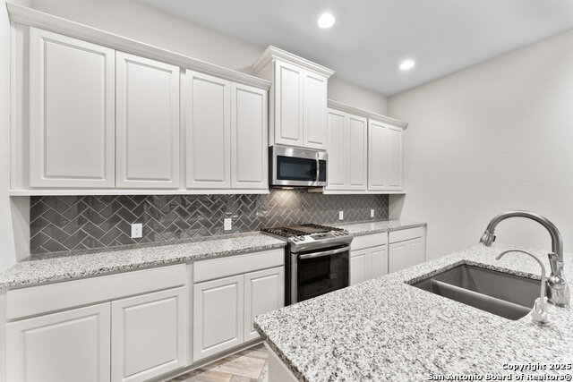 Listing photo id 10 for 14541 Bald Eagle Ln