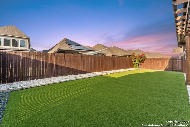 Listing photo id 33 for 14541 Bald Eagle Ln