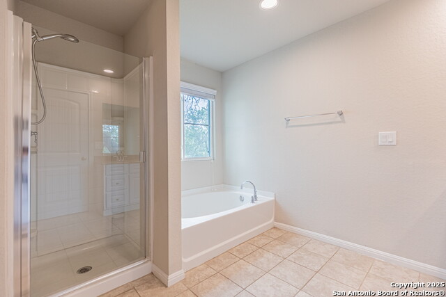Listing photo id 19 for 10322 Relic Oaks