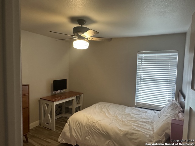Image 4 of 11 For 1300 Libold  