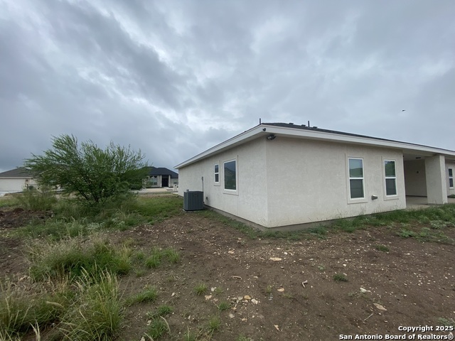 Image 4 of 20 For 414 Pitaya Lane