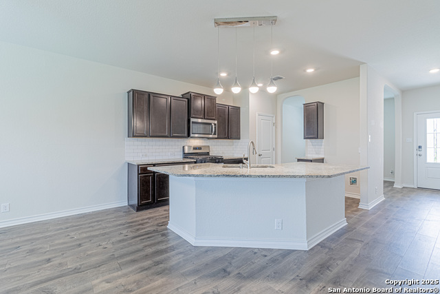 Image 9 of 47 For 13515 Boothe