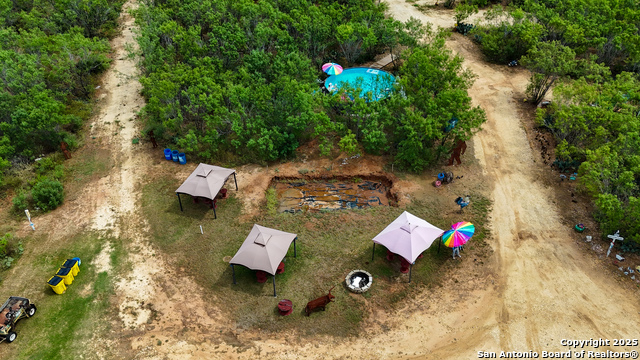 Details for 15725 Interstate 35, Moore, TX 78057