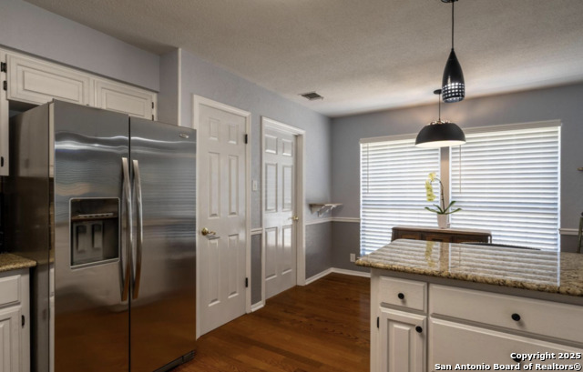 Image 19 of 30 For 4534 Black Oak Woods