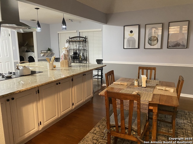 Image 9 of 30 For 4534 Black Oak Woods
