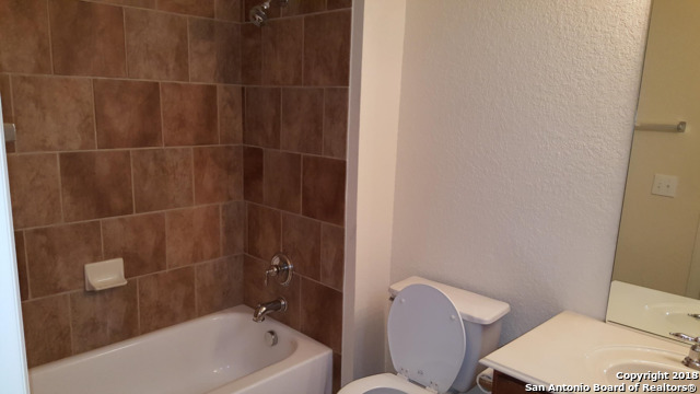Image 20 of 23 For 2535 Grayson Circle