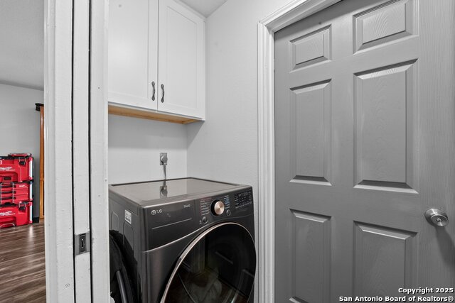 Image 14 of 31 For 4307 Lakebend West