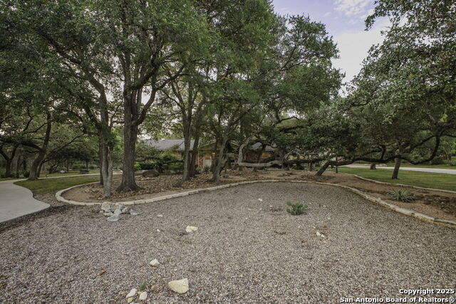 Listing photo id 9 for 205 El Cerrito