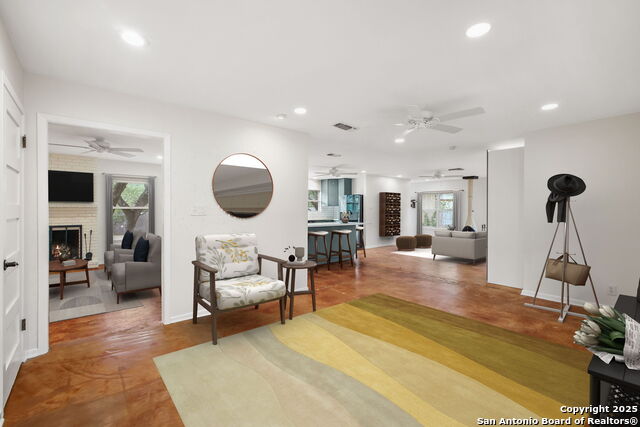 Listing photo id 11 for 205 El Cerrito