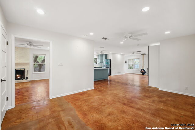 Listing photo id 12 for 205 El Cerrito