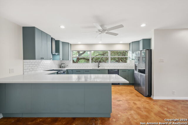 Listing photo id 13 for 205 El Cerrito