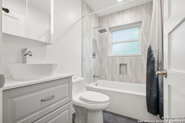 Listing photo id 31 for 205 El Cerrito