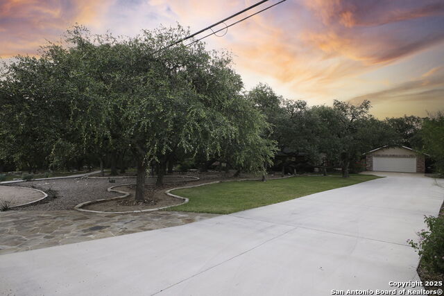 Listing photo id 2 for 205 El Cerrito