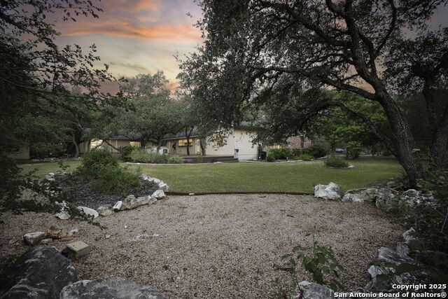 Listing photo id 44 for 205 El Cerrito