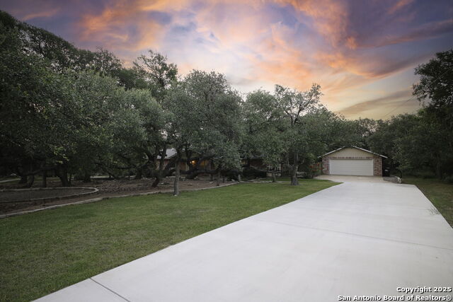 Listing photo id 3 for 205 El Cerrito