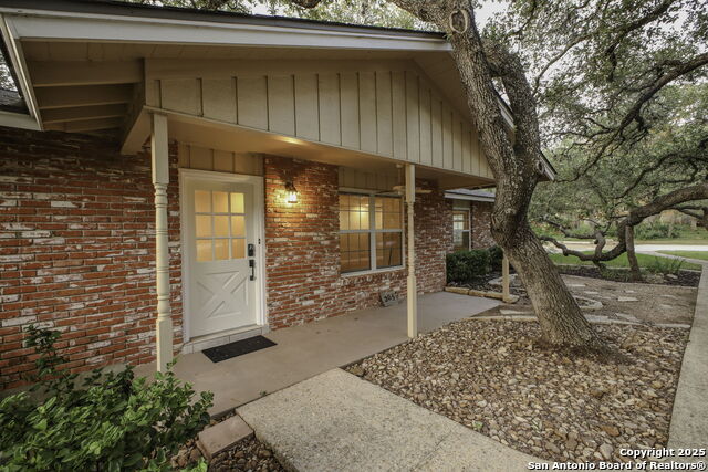 Listing photo id 5 for 205 El Cerrito