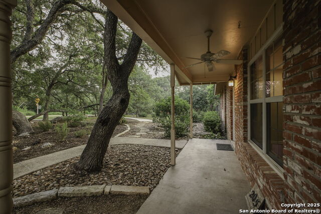 Listing photo id 7 for 205 El Cerrito