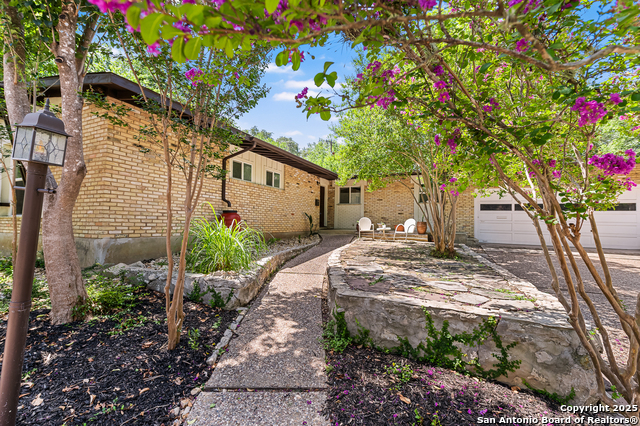 Details for 808 Eventide, Terrell Hills, TX 78209