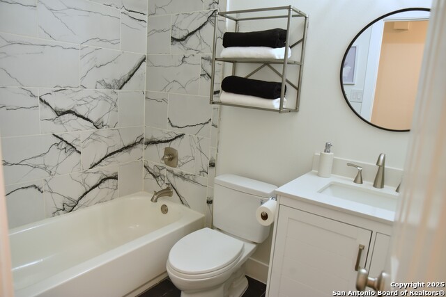 Image 20 of 22 For 13106 Regency Bend