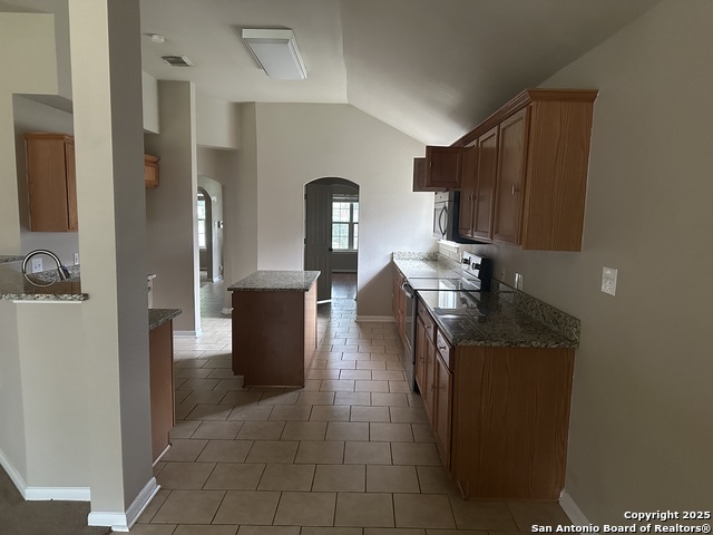 Image 7 of 30 For 229 Rio Vista