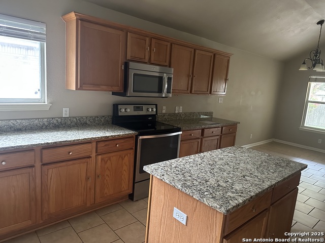 Image 9 of 30 For 229 Rio Vista