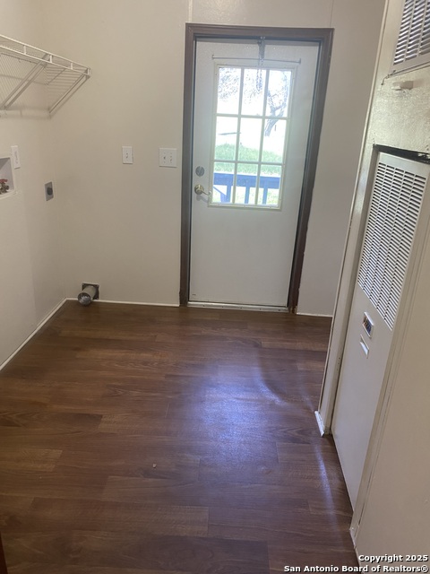 Image 10 of 51 For 285 Rhonda