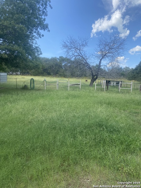 Image 21 of 51 For 285 Rhonda