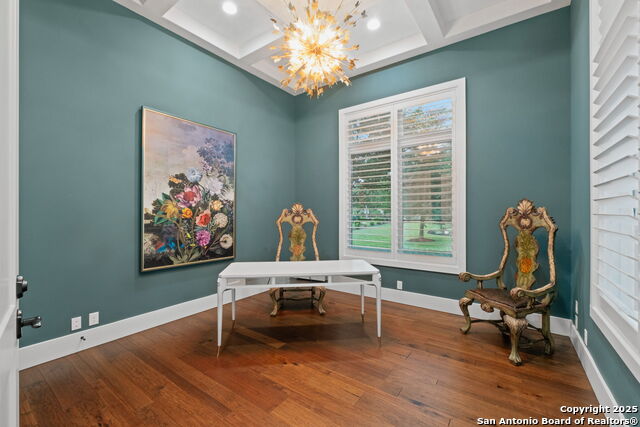Listing photo id 16 for 203 Wellesley Landing