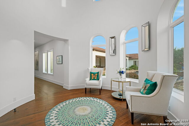 Listing photo id 20 for 203 Wellesley Landing