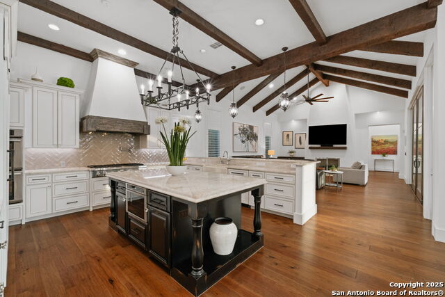 Listing photo id 24 for 203 Wellesley Landing