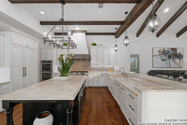 Listing photo id 26 for 203 Wellesley Landing