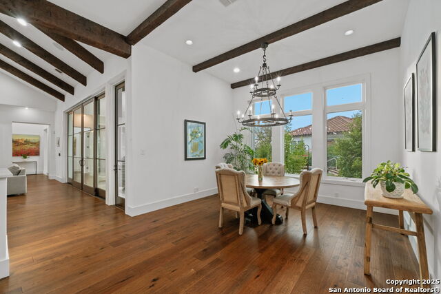 Listing photo id 29 for 203 Wellesley Landing
