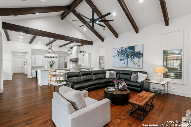 Listing photo id 33 for 203 Wellesley Landing
