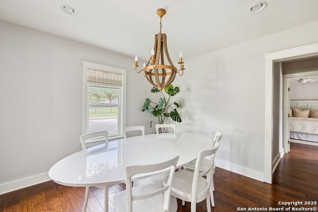 Image 17 of 39 For 403 Larkwood