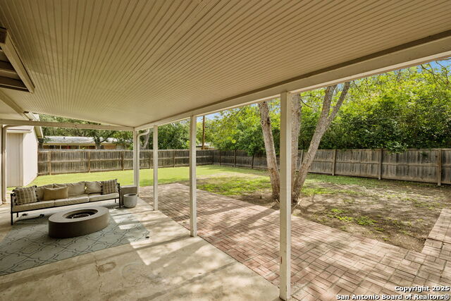 Image 32 of 39 For 403 Larkwood