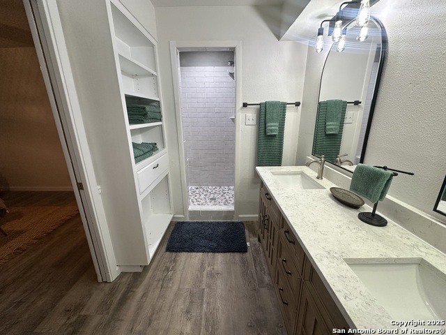 Details for 191 Red Wing, Bandera, TX 78003