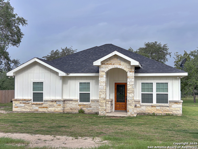 Details for 134 County Road 6813, Natalia, TX 78059