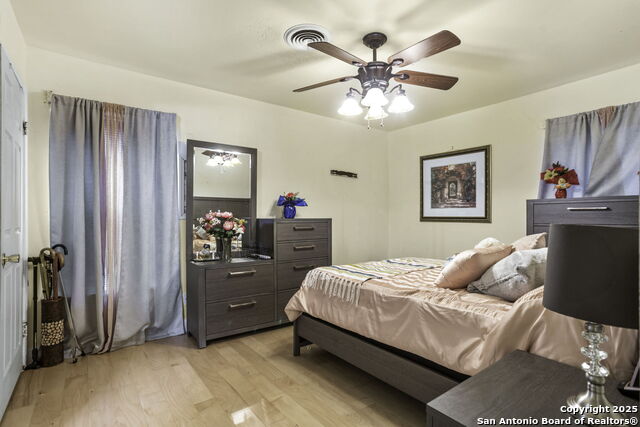 Image 14 of 18 For 3615 Electra Dr
